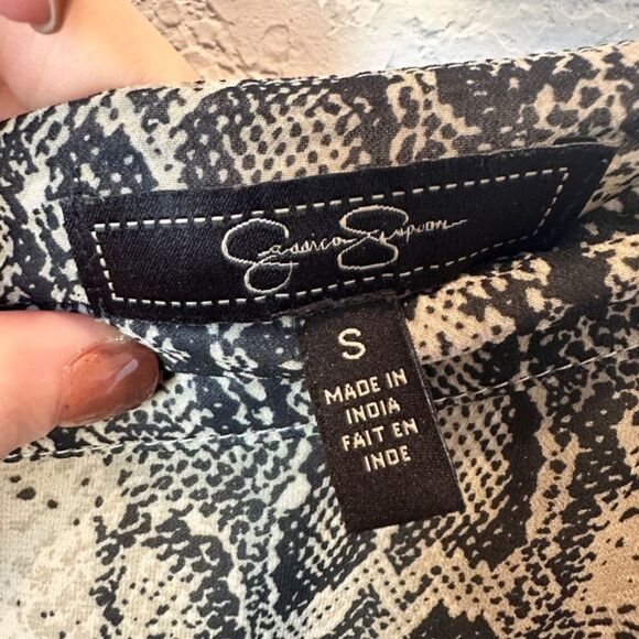 Jessica Simpson Tan & Black Reptile Print Flowy Boho Maxi Skirt - Size S - EUC - Picture 3 of 5